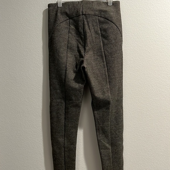 Ann Taylor Legging Trousers. Size 6. - Picture 4 of 4